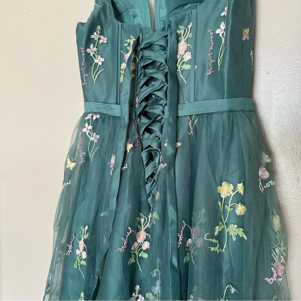 Corset Floral Embroidered Green Ruched Layered Tulle Flower  Midi Prom Dress - Picture 11 of 13